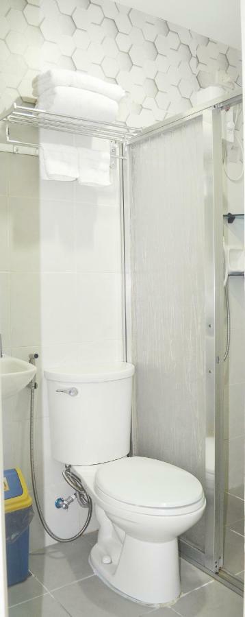 Unit 1109 Cityscape Residences Баколод Екстериор снимка